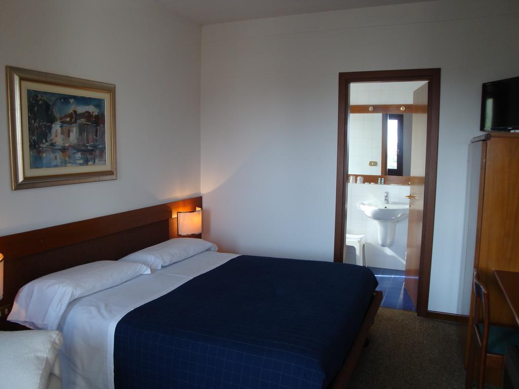 Sporting Hotel Ragno D'Oro Conegliano Buitenkant foto